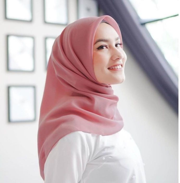 Model Jilbab Segi Empat